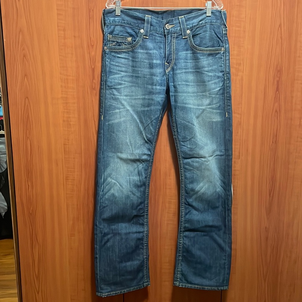 Jeans size 32